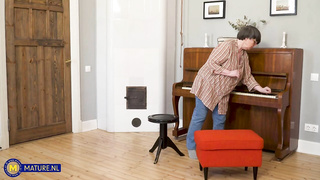 MatureNL Sharon Amore Grandma And Her Toy Boy