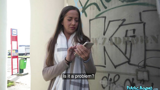 PublicAgent Lara Lee