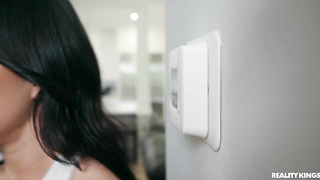 MilfHunter Jennifer White Hot MILF In The City