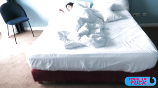 WakeUpNFuck E Helen Star